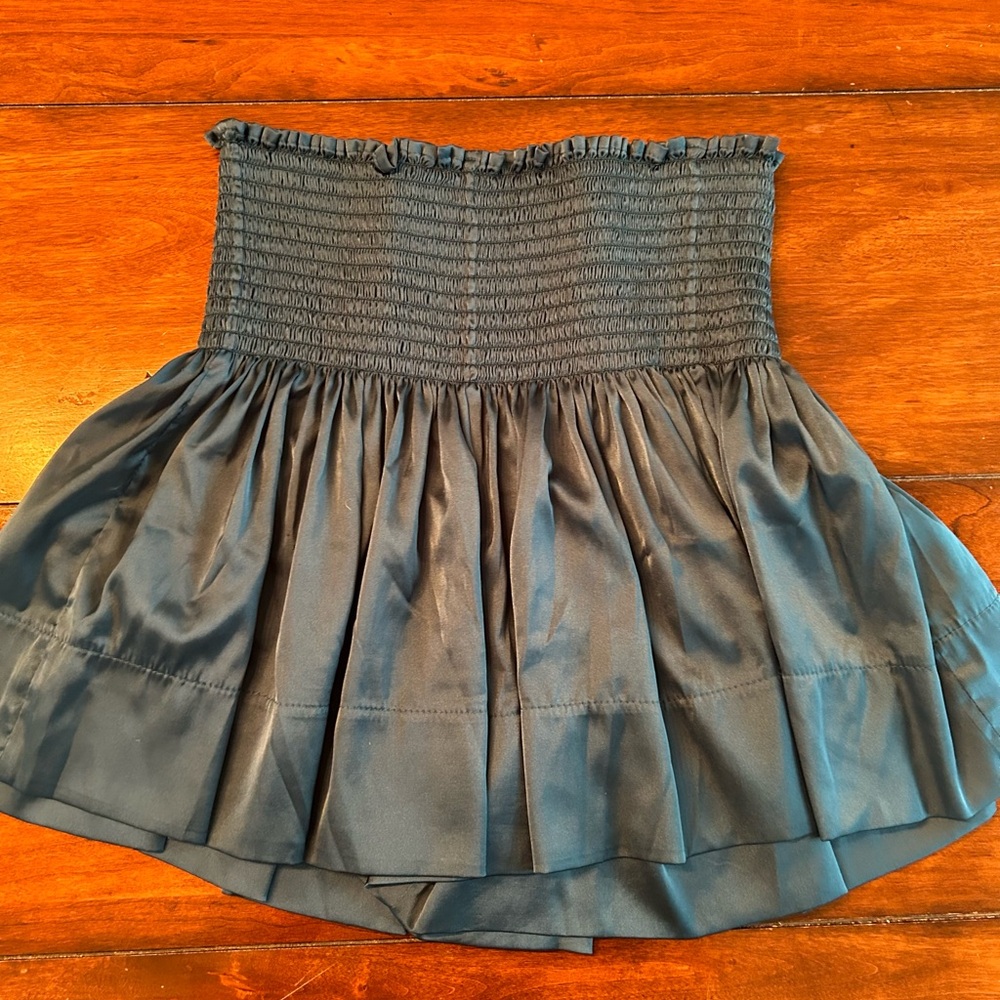 Natural life shorts
